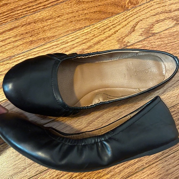 Target Universal Thread Black Ballet Flats 5.5 WIDE - Picture 6 of 9